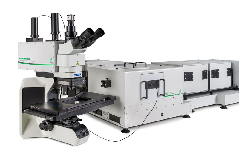 The FluoMic add-on combining a FluoTime 300 and a microscope
